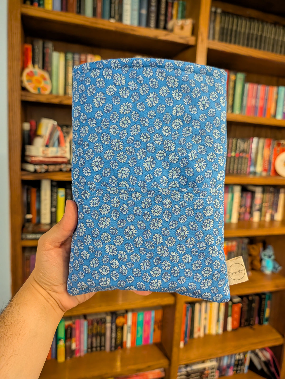 Blue Daisy - Book Sleeve