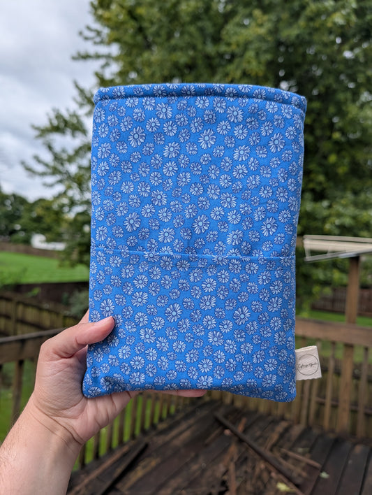 Blue Daisy - Book Sleeve